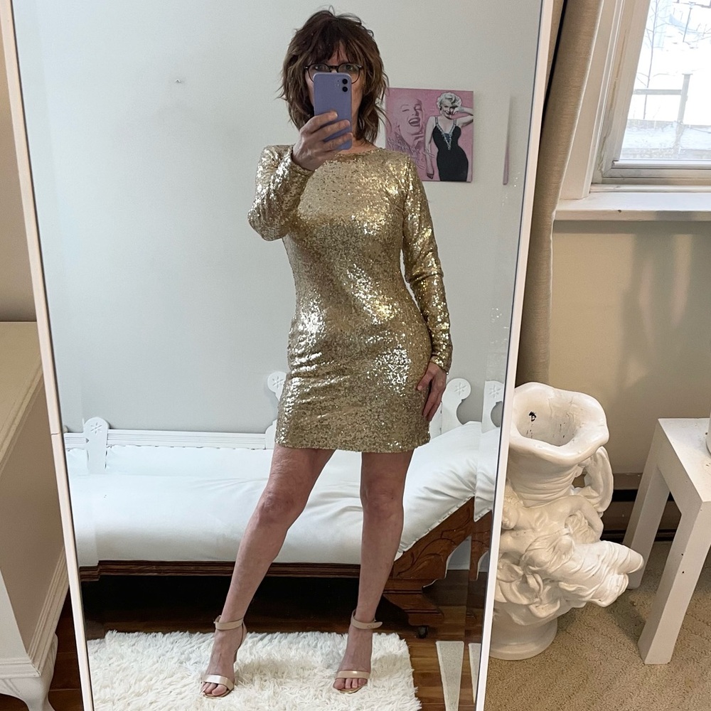 GOLD SEQUIN LONG SLEEVE DRESS LINED ROUND NECK STRETCH METALLIC REVAMPED